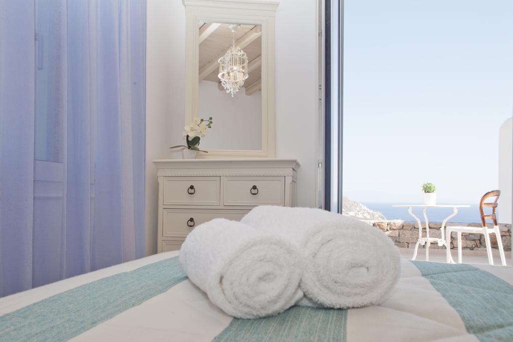 Niriides Homes & Villas Elia  Room photo